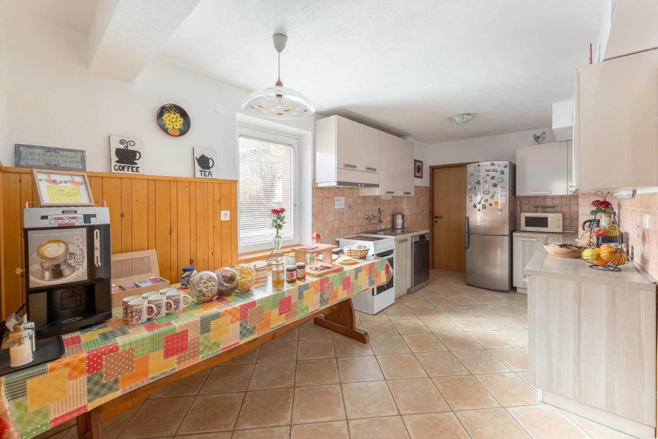 Hostel Mama Minka Bohinj Bagian luar foto